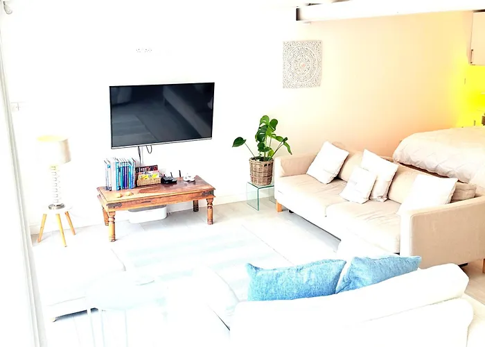 The Retreat קרליסל