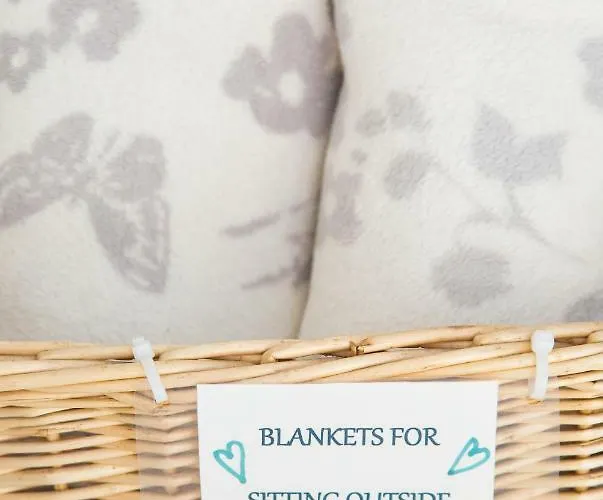 The Retreat * קרליסל