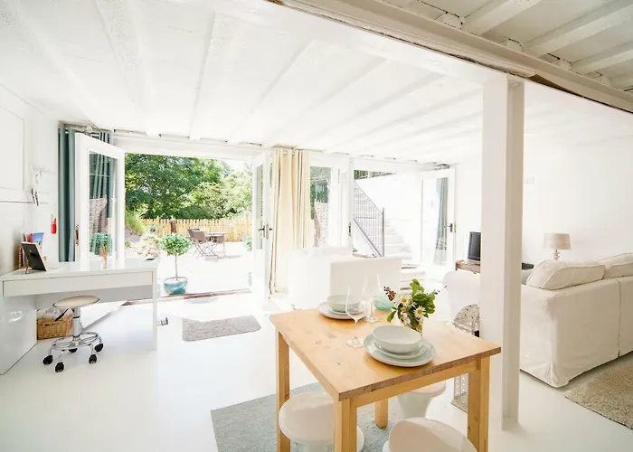 דירה The Retreat קרליסל